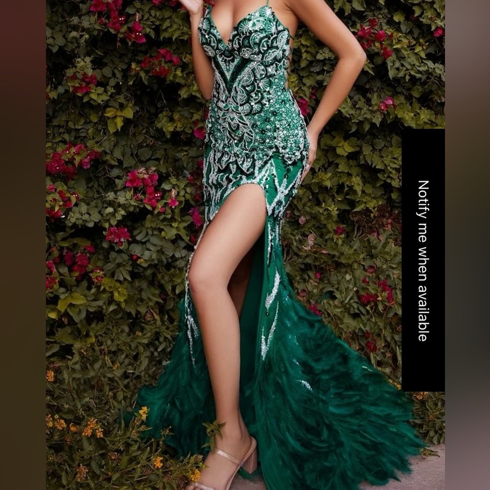Elegant Green Evening Gown size 16